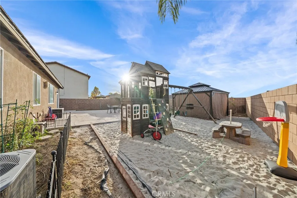 34929 Sage Canyon Court, Winchester, California 92596 home-pic-24
